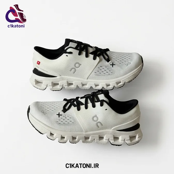 کتونی آن رانینگ کلود X6 رنگ سفید مشکی (On Cloud X6)